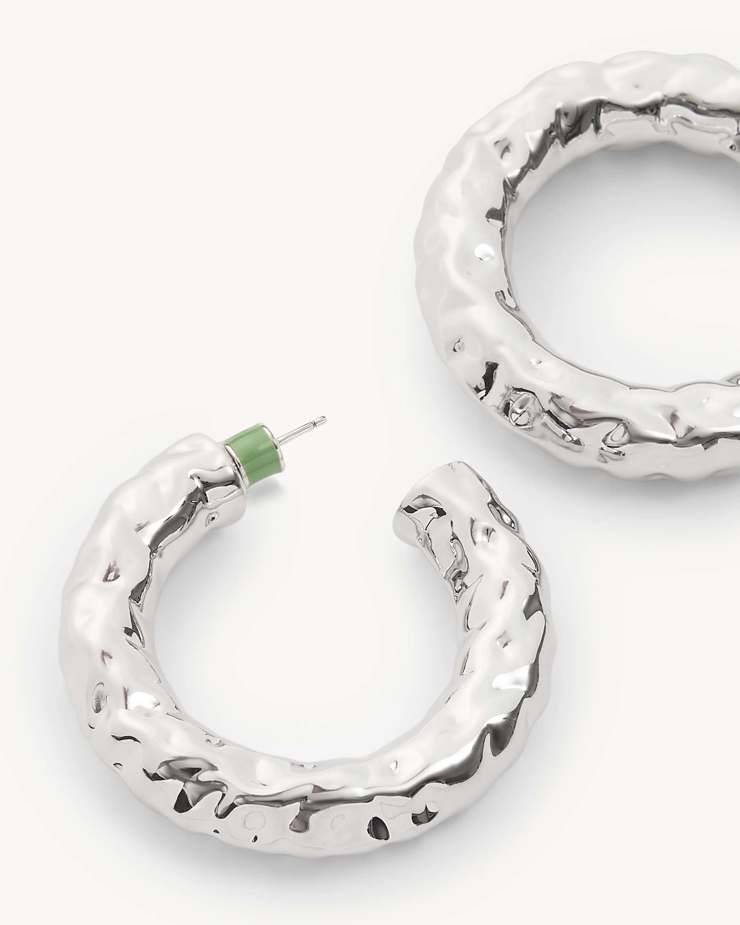 1.5" Perfect Crunch Hoops in Silver - Image 2