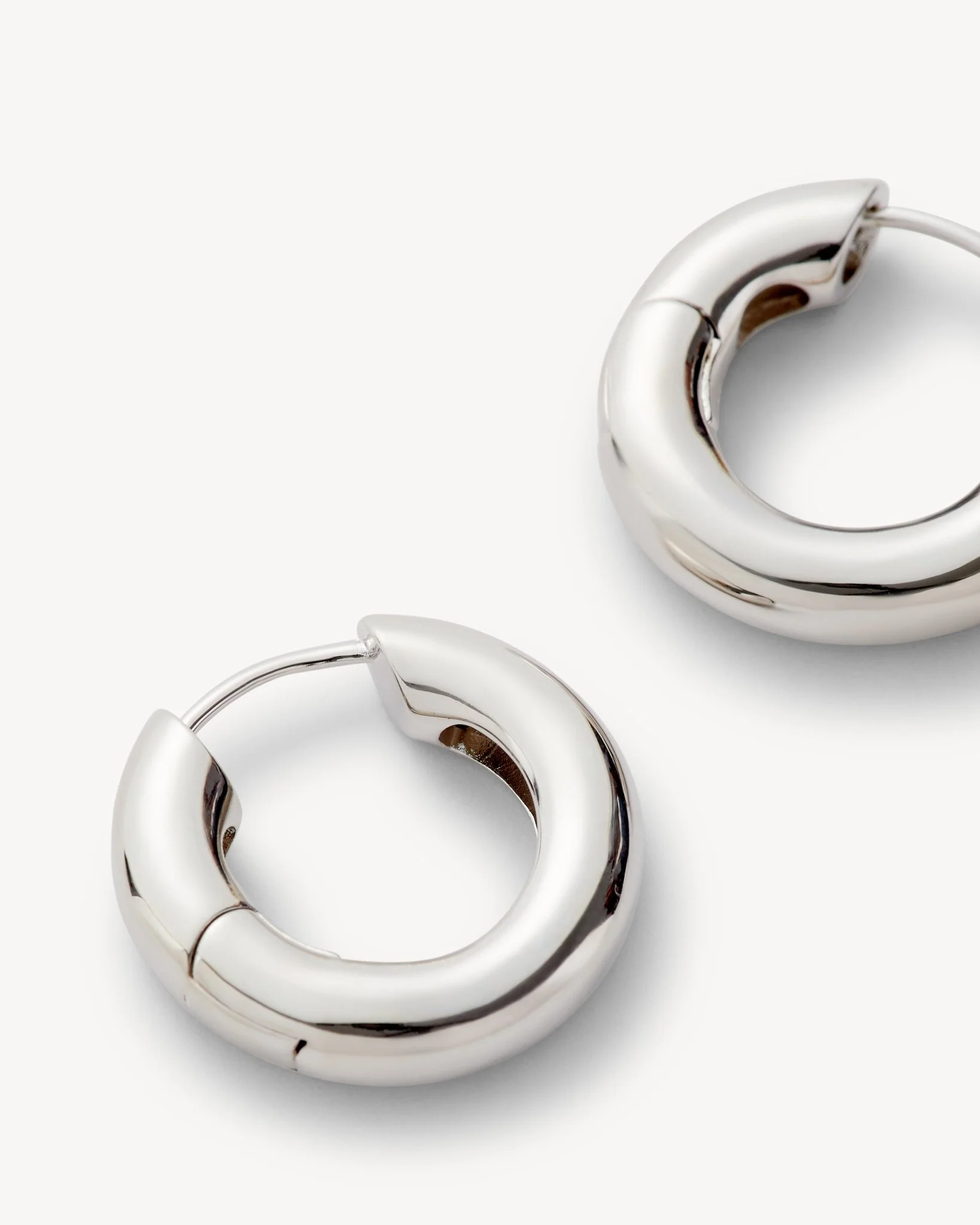 Baby Chunky Hoops in Silver - Image 2
