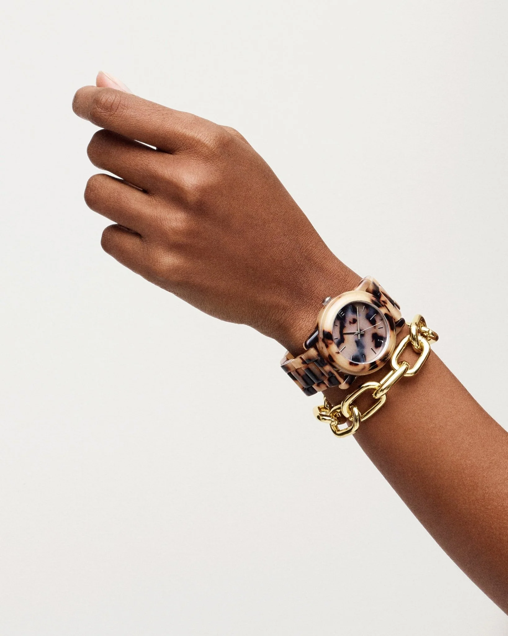 Mono Watch in Classic Tortoise - Image 4