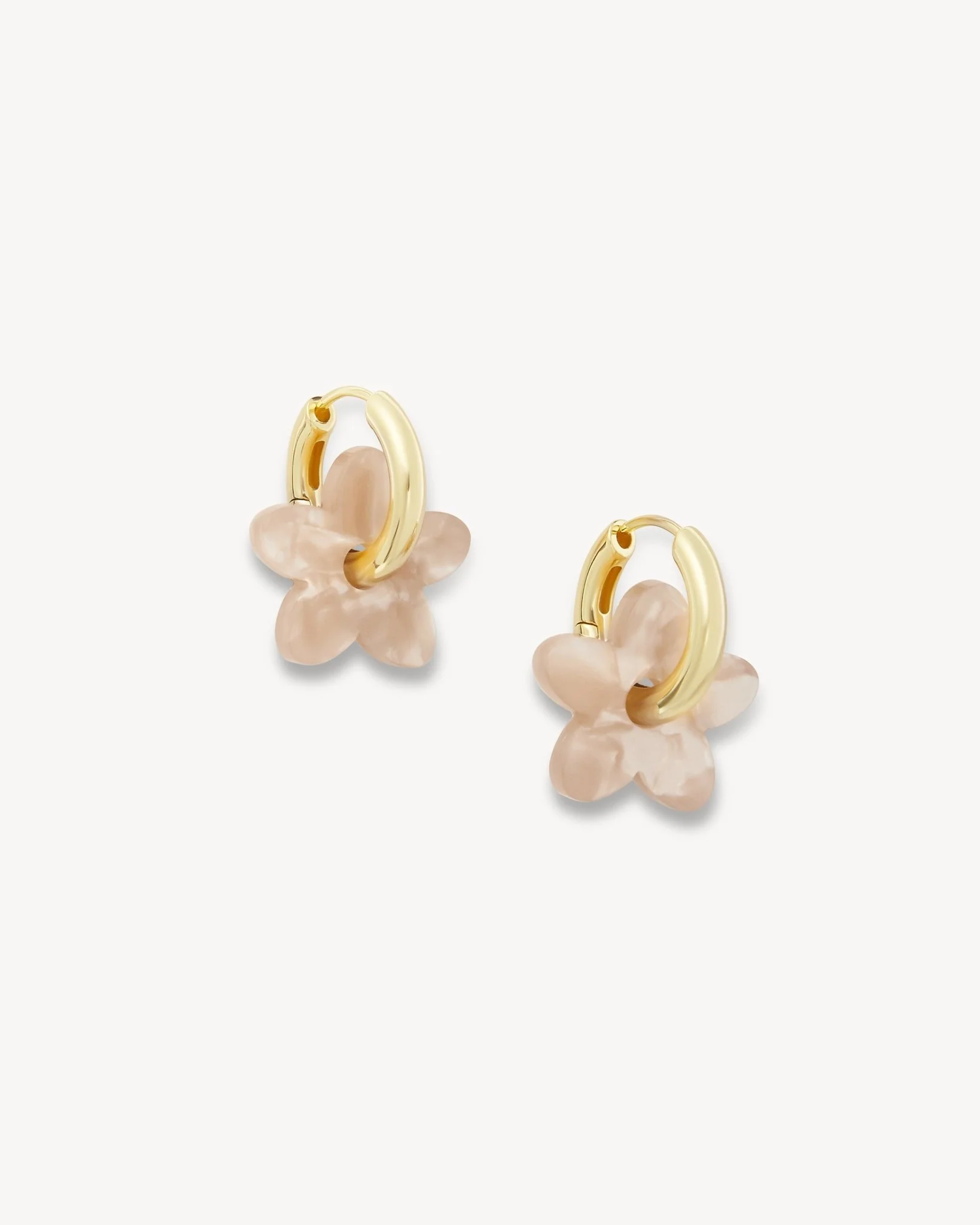 Petite Flower Charms in Peach Shell - Image 2