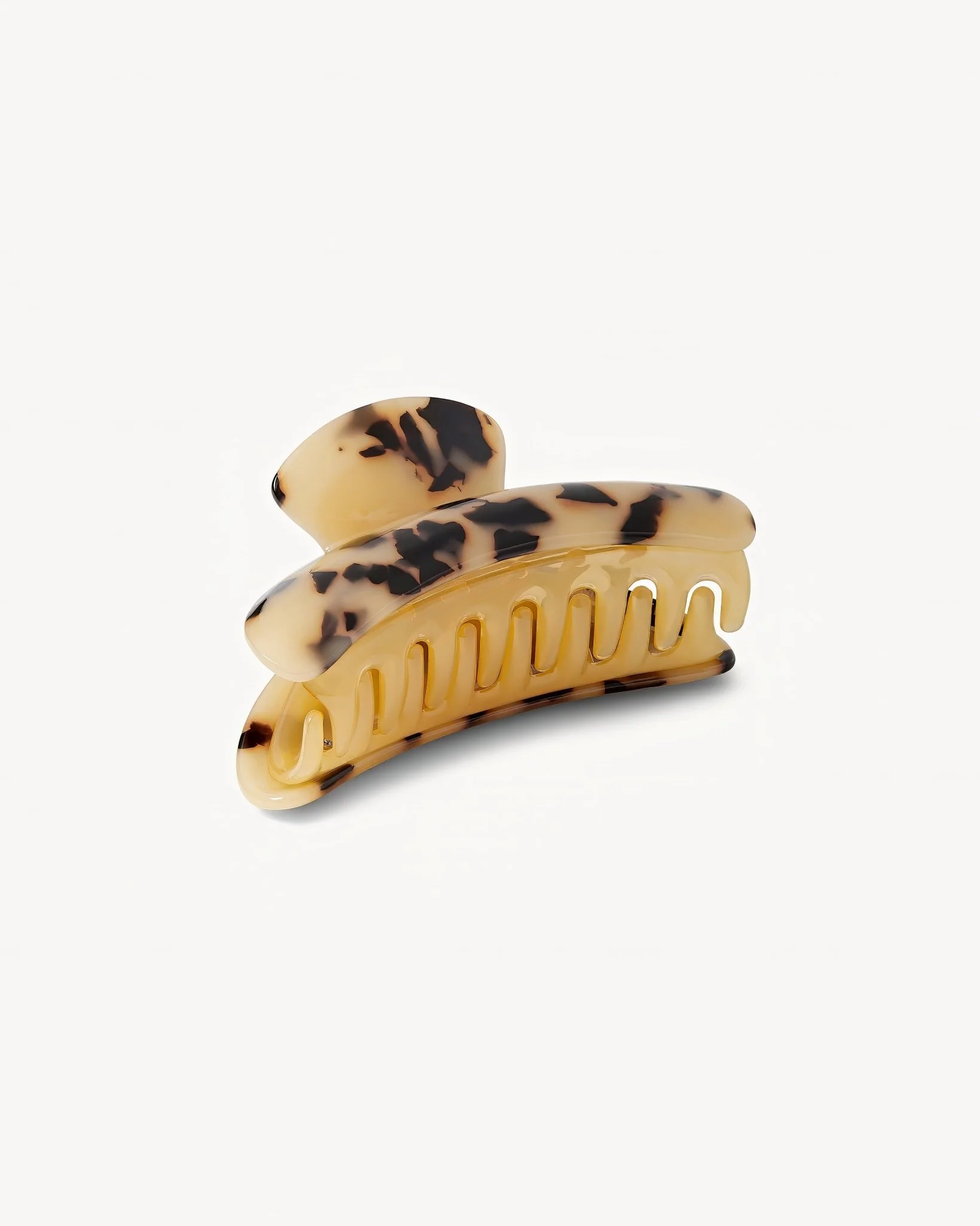 Grande Heirloom Claw in Blonde Tortoise - Image 3