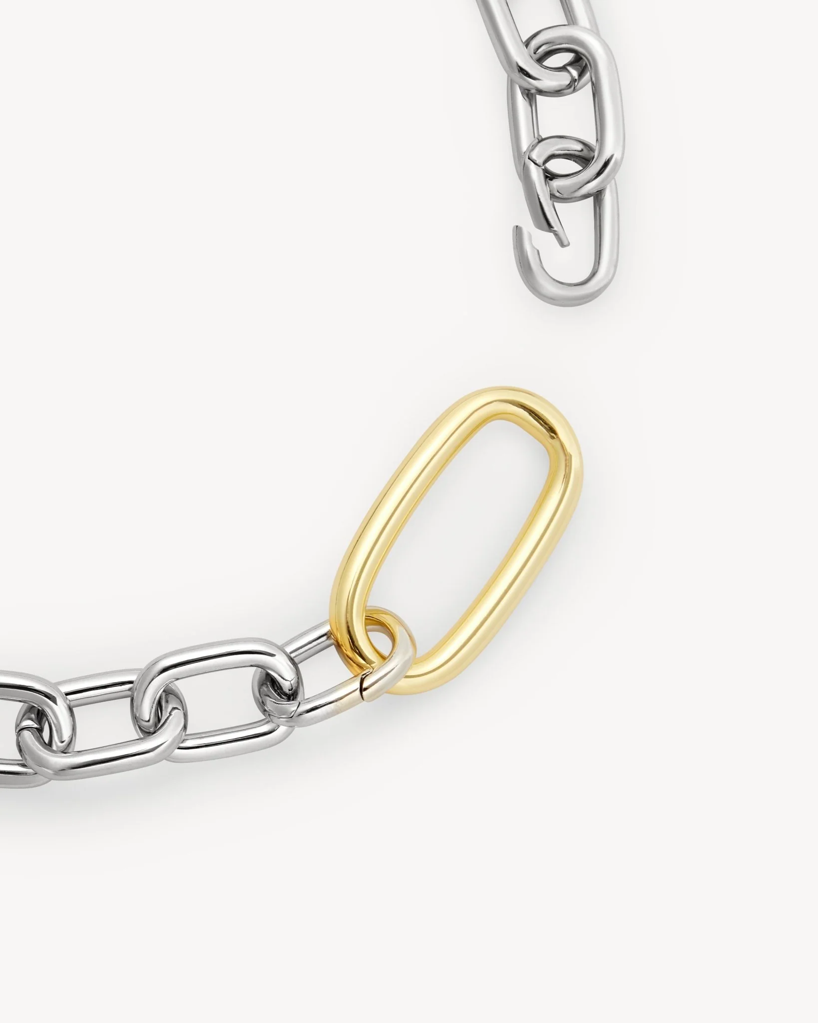 Interchangeable Oval Link Necklace in Silver - Image 4