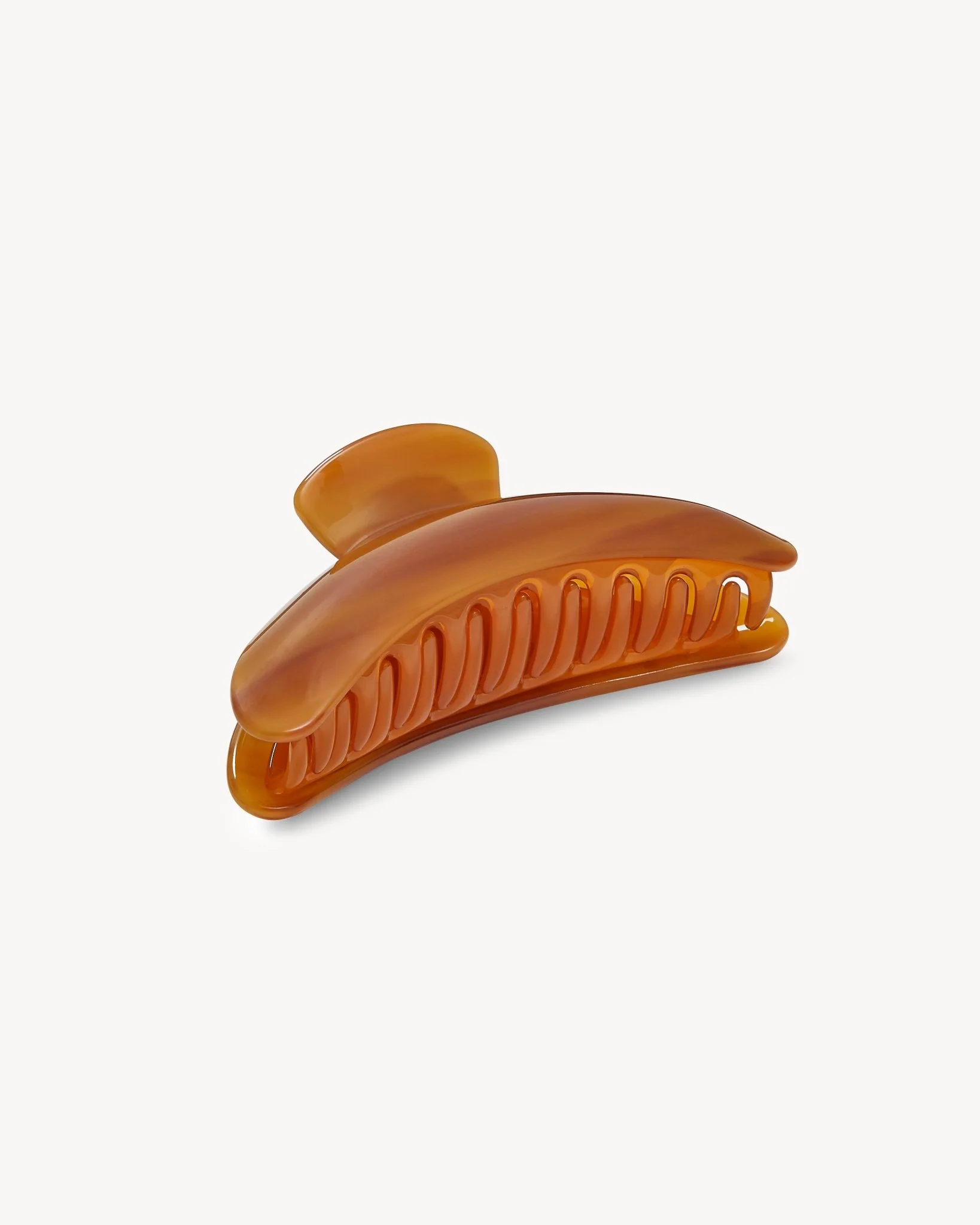 Jumbo Heirloom Claw in Cognac - Image 3