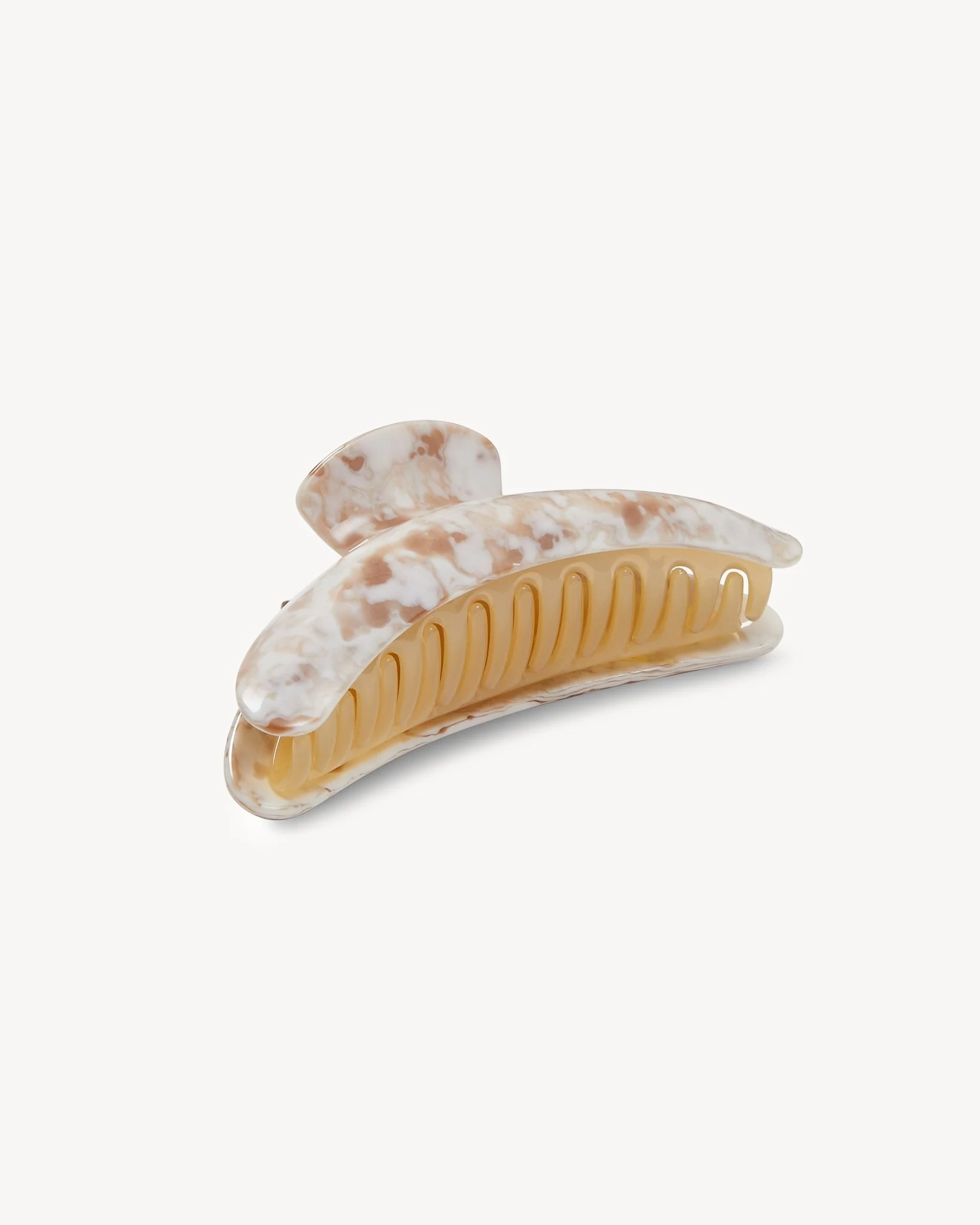 Jumbo Heirloom Claw in Dune - Image 3
