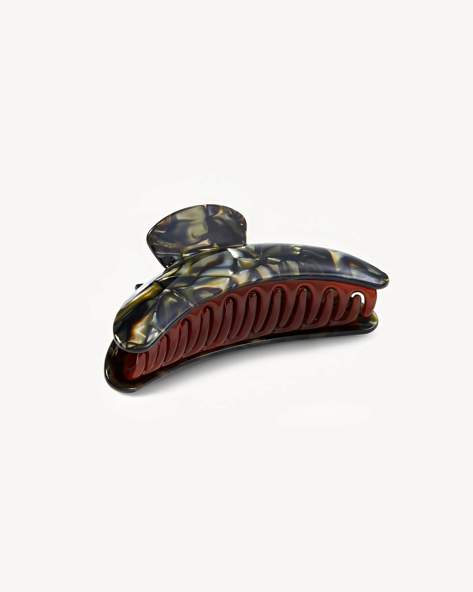 Jumbo Heirloom Claw in Midnight Horn - Image 3
