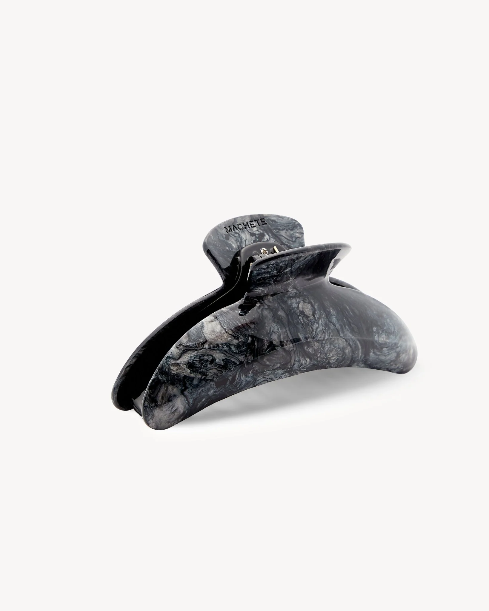 Jumbo Heirloom Claw in Obsidian - Image 2