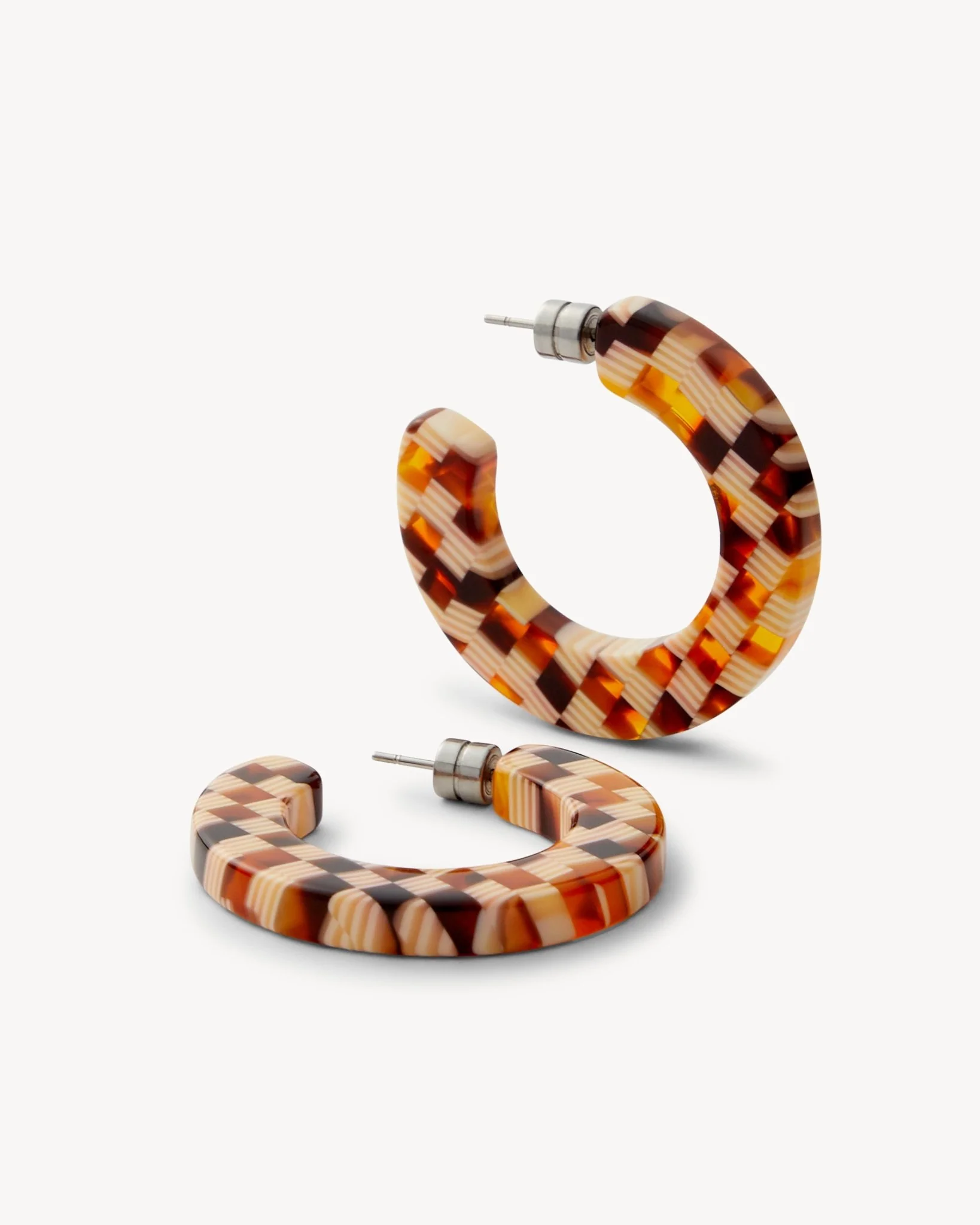 Kate Hoops in Tortoise Checker - Image 3