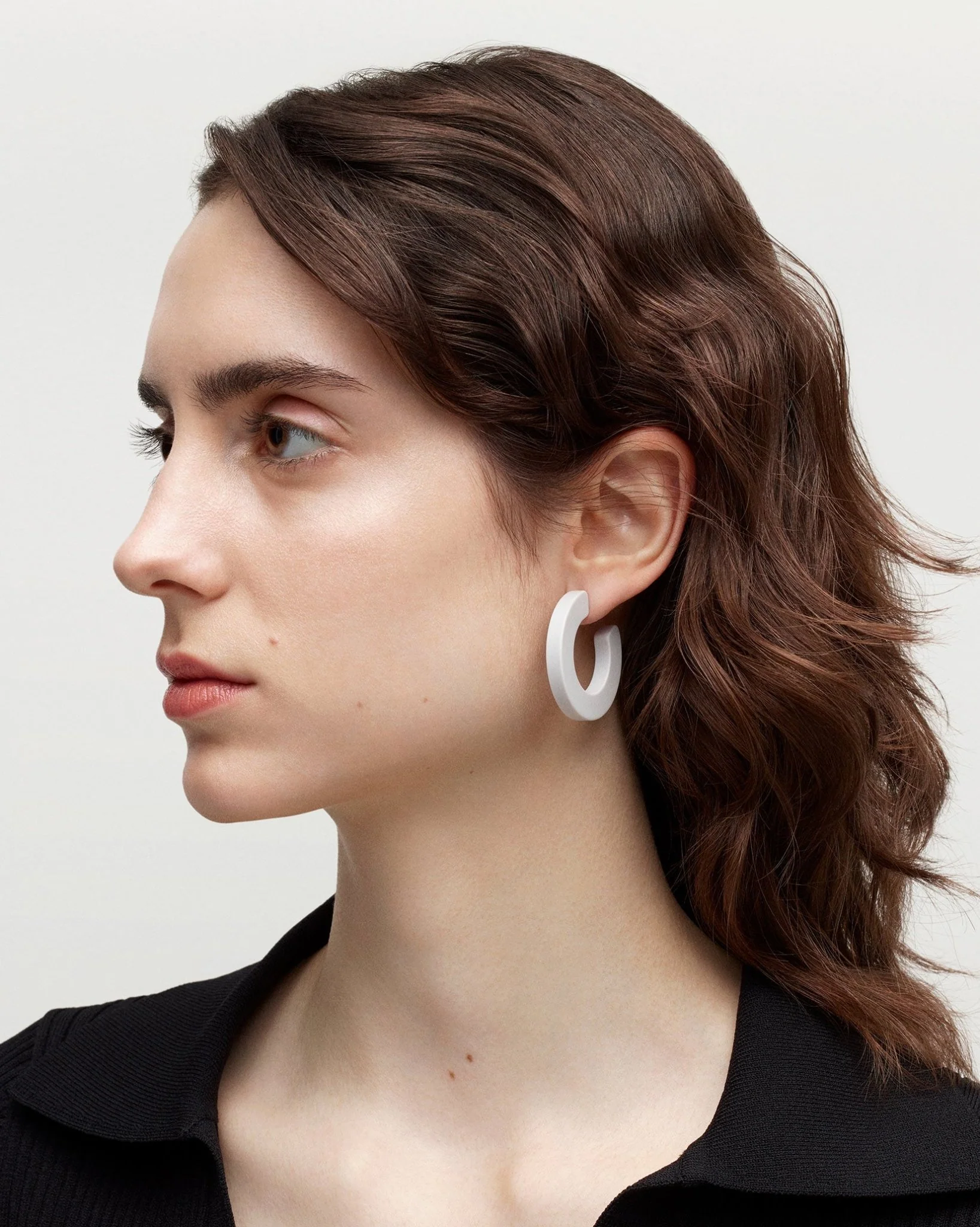 Kate Hoops in Light Grey Matte - Image 2