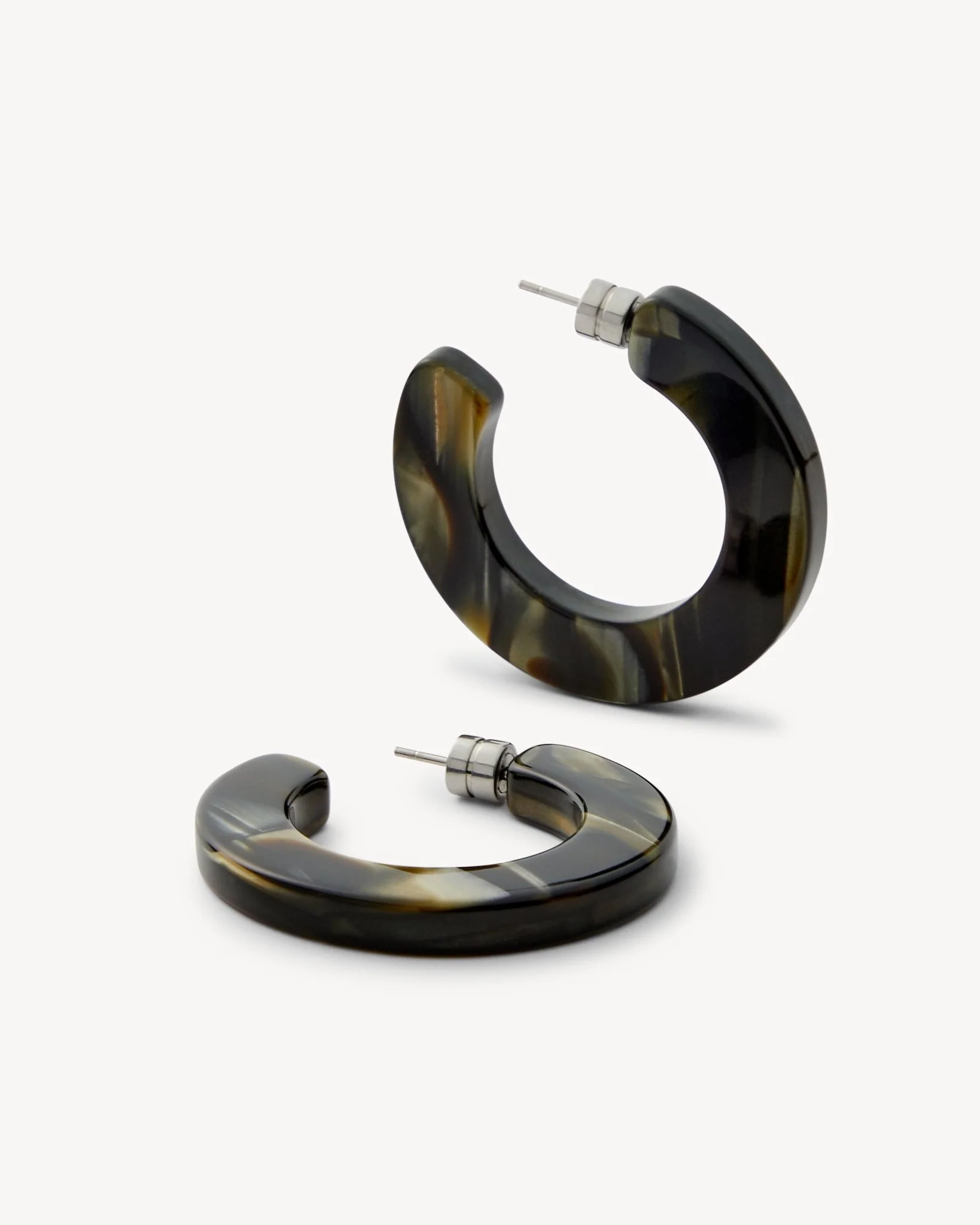 Kate Hoops in Midnight Horn - Image 3