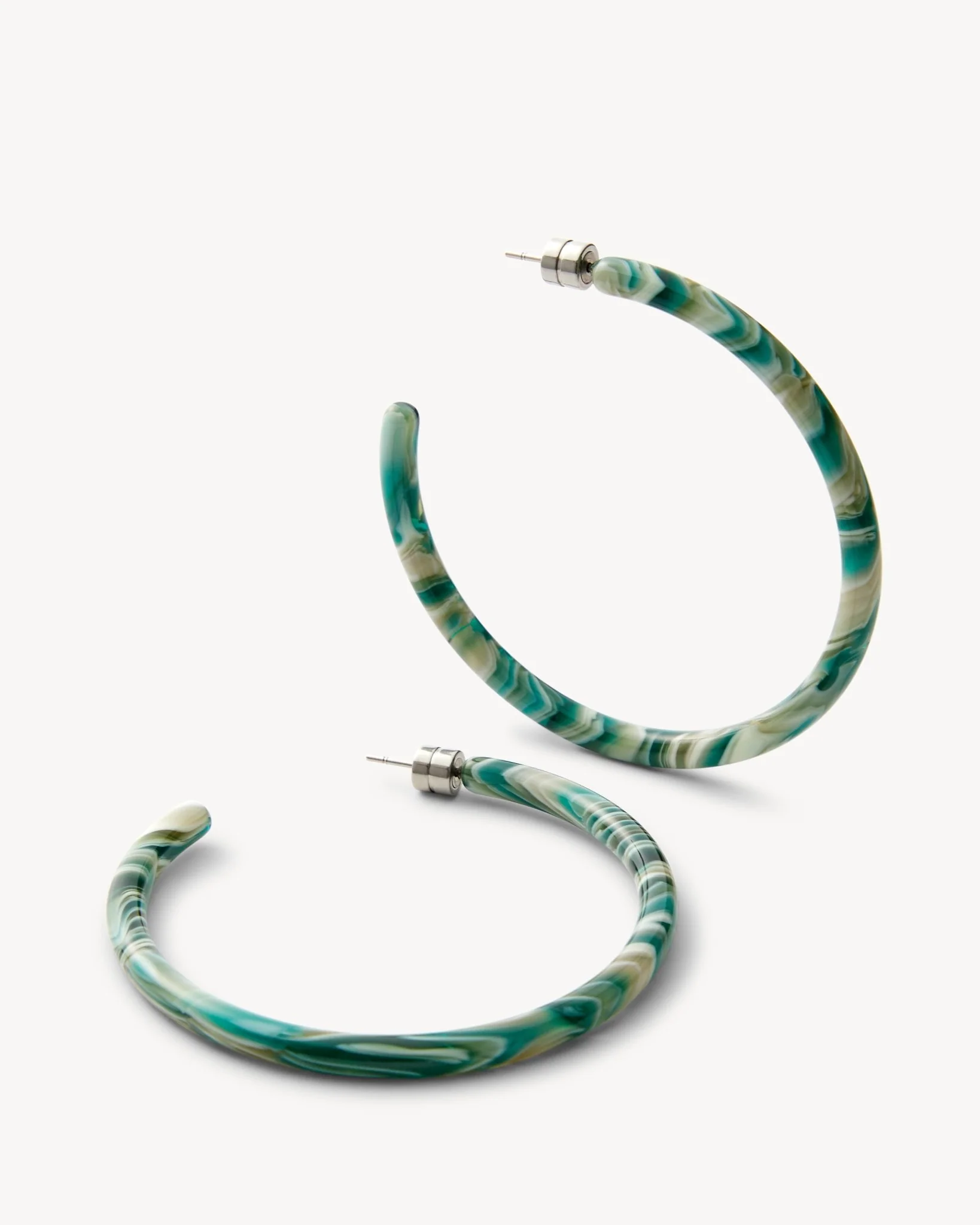 Large Hoops in Stromanthe - Image 3
