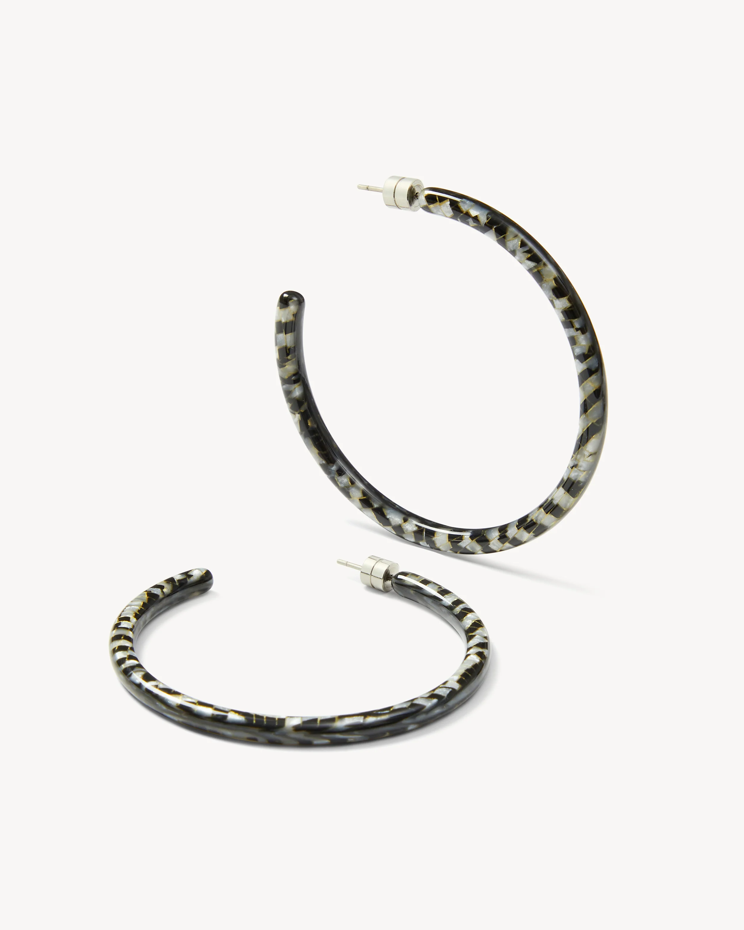Large Hoops in Perle Noir - Image 3