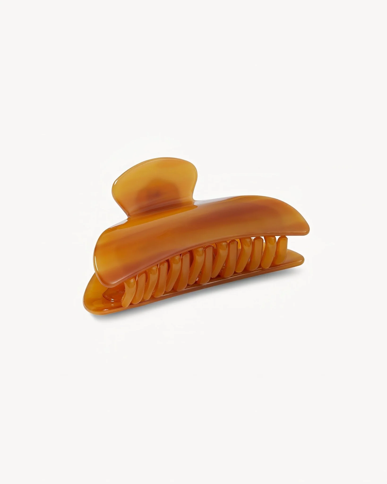Midi Heirloom Claw in Cognac - Image 3