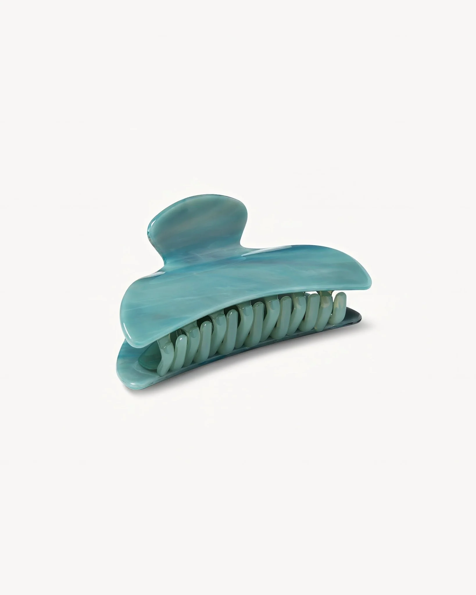 Midi Heirloom Claw in Jadeite - Image 3