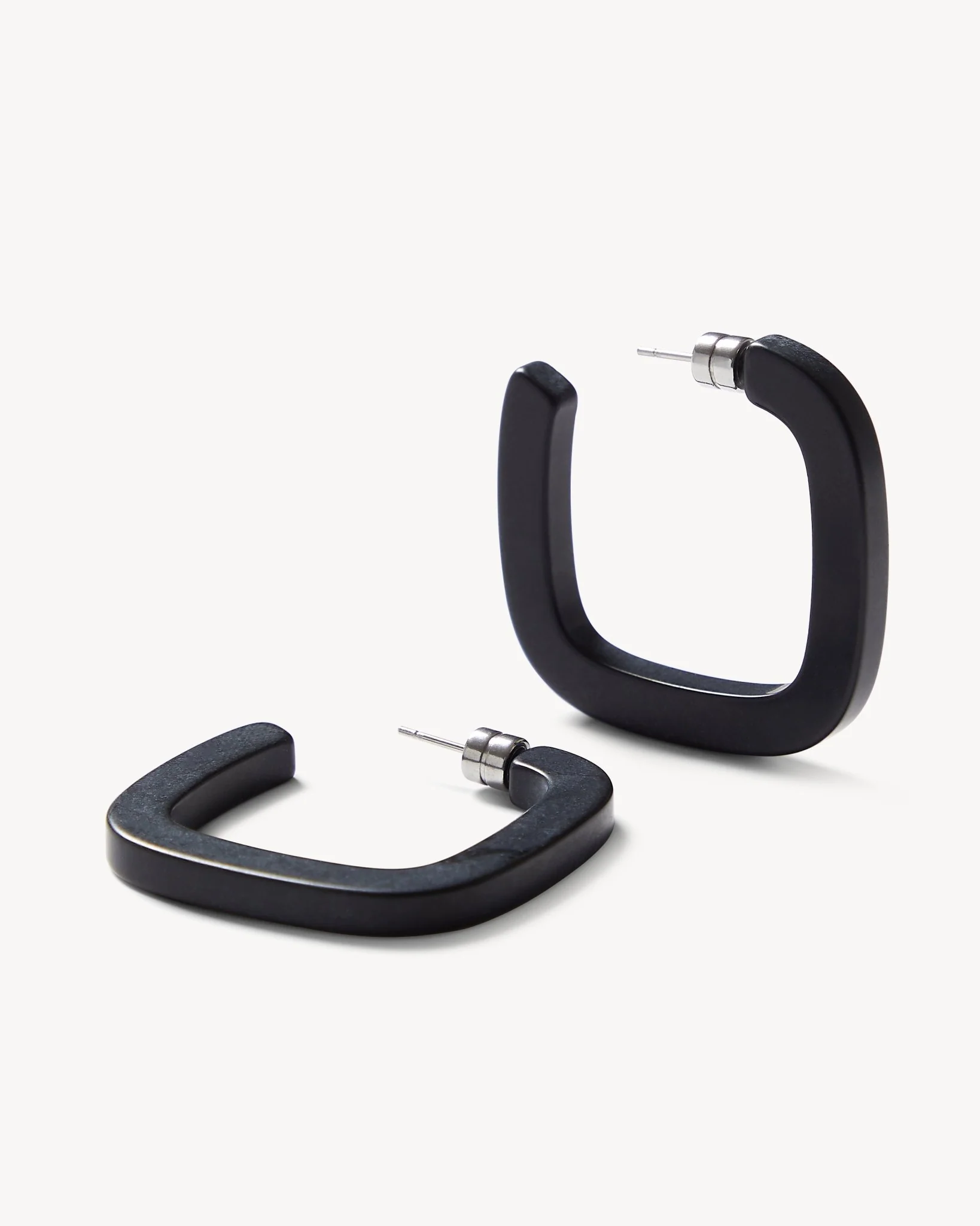 Midi Square Hoops in Black Matte - Image 3
