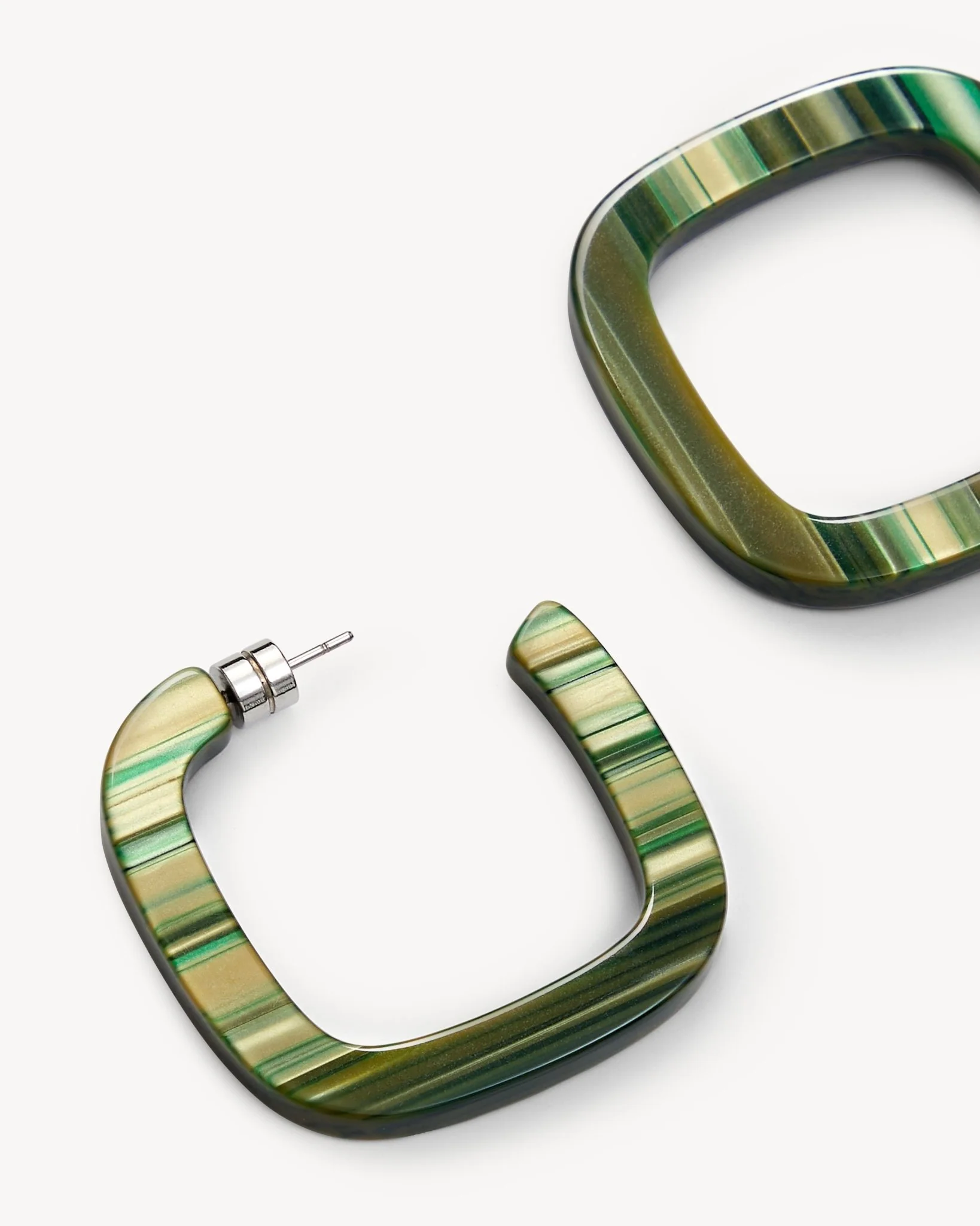 Midi Square Hoops in Meadow - Image 3