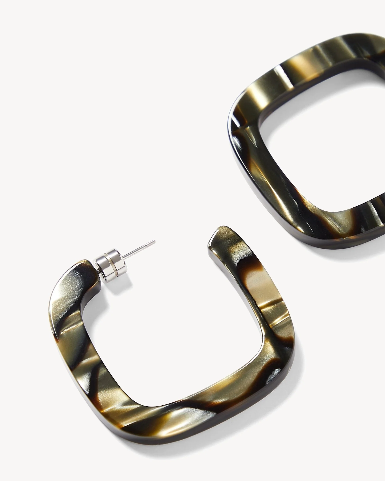 Midi Square Hoops in Midnight Horn - Image 2