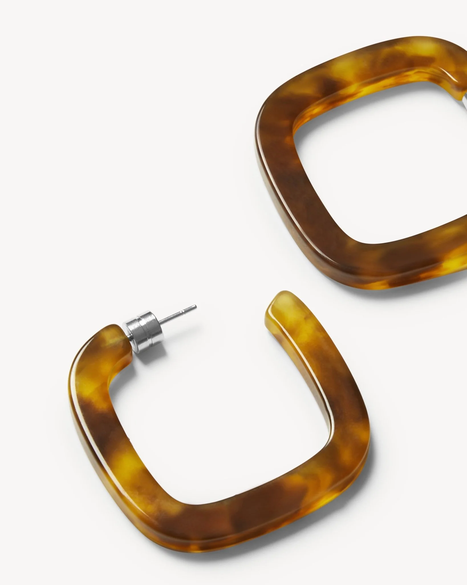 Midi Square Hoops in Modern Walnut - Image 2