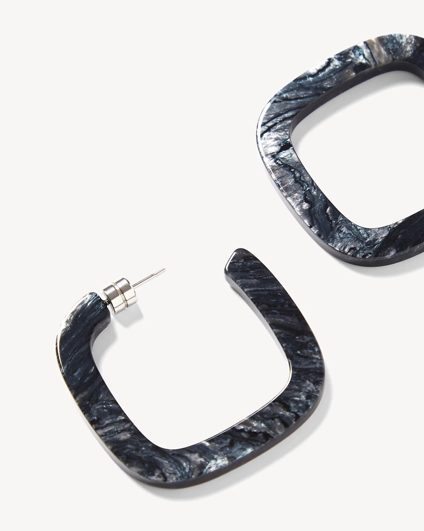 Midi Square Hoops in Obsidian - Image 2