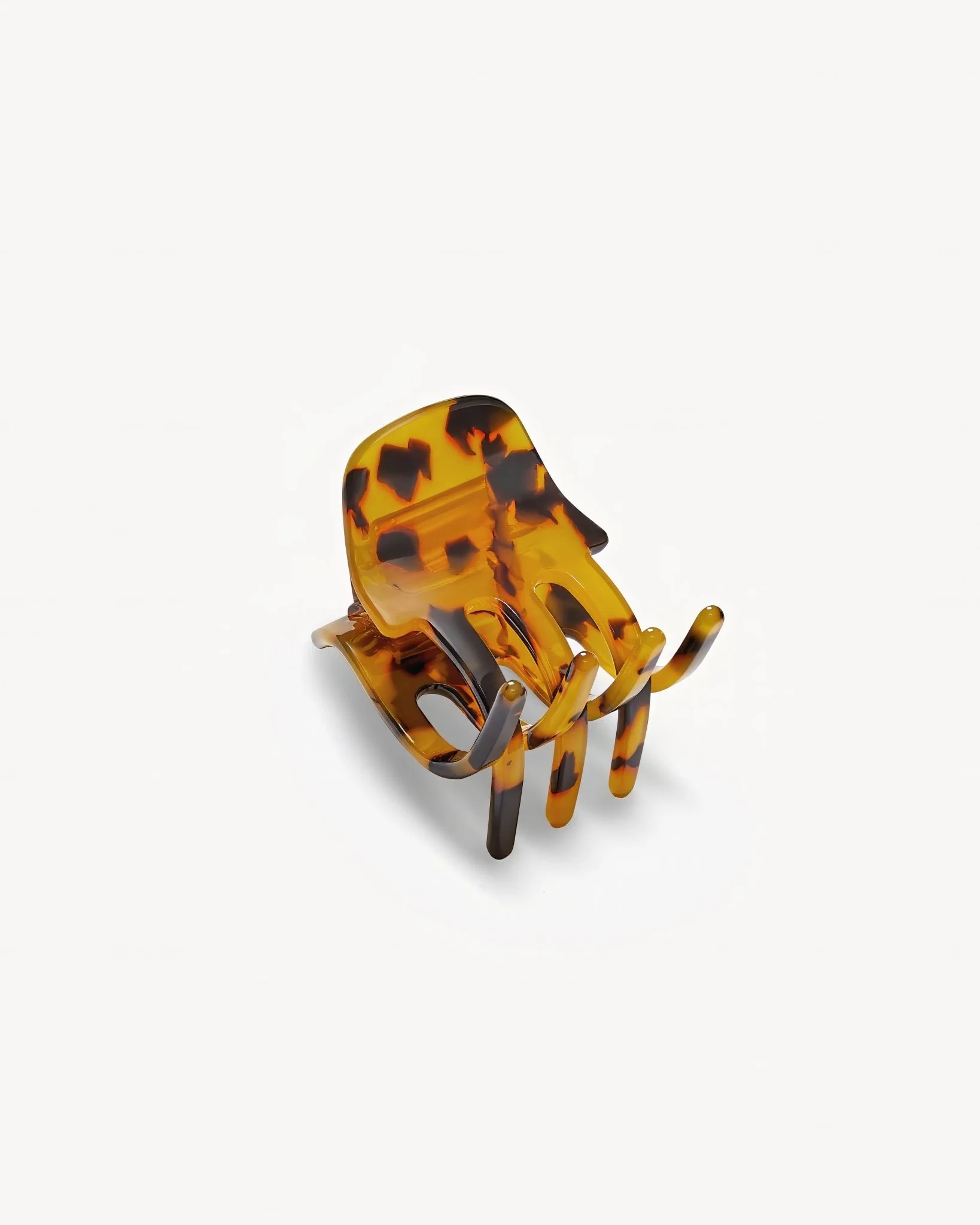Mini Claw in Classic Tortoise - Image 3