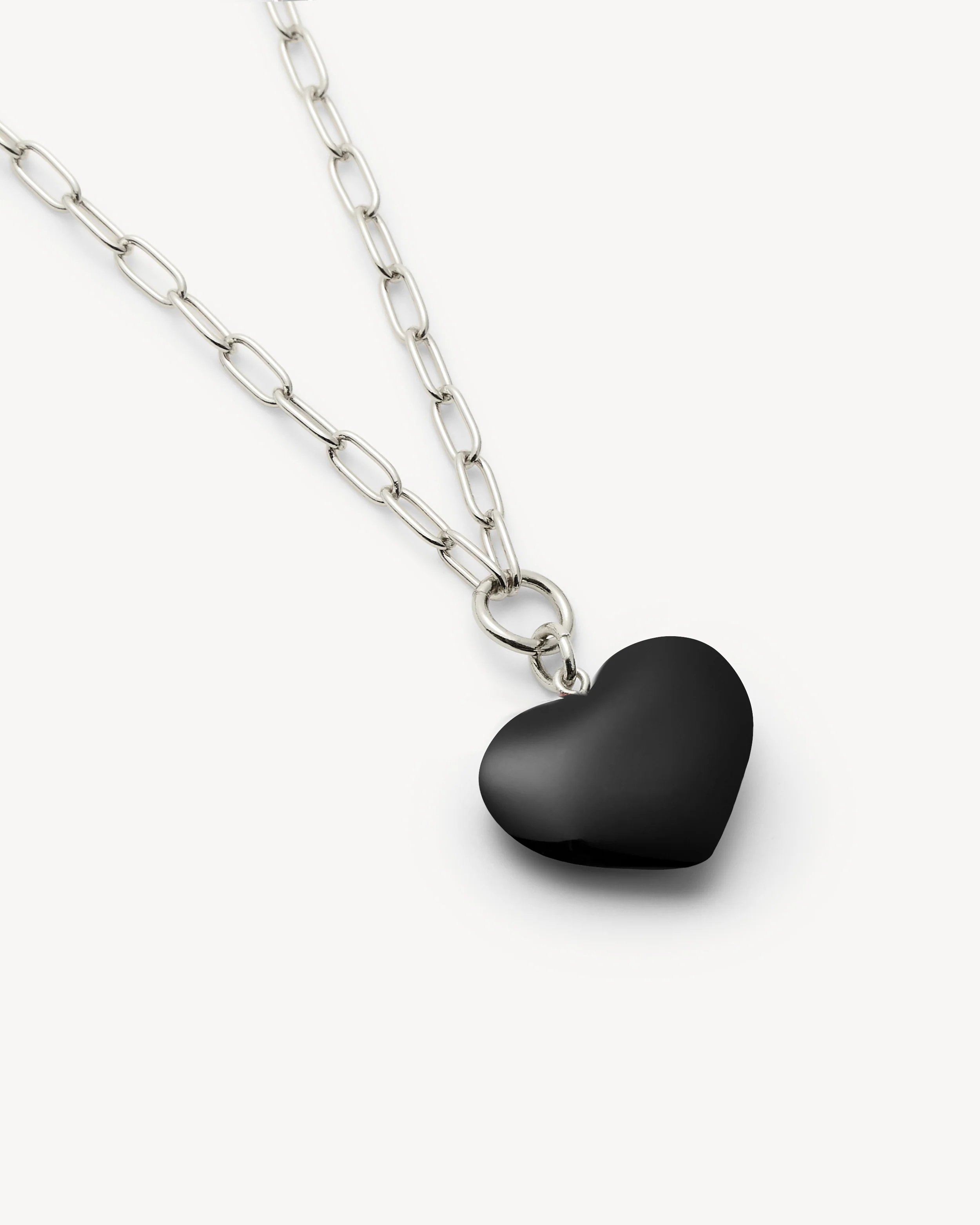 Mini Heart Pendant Necklace in Black - Image 4