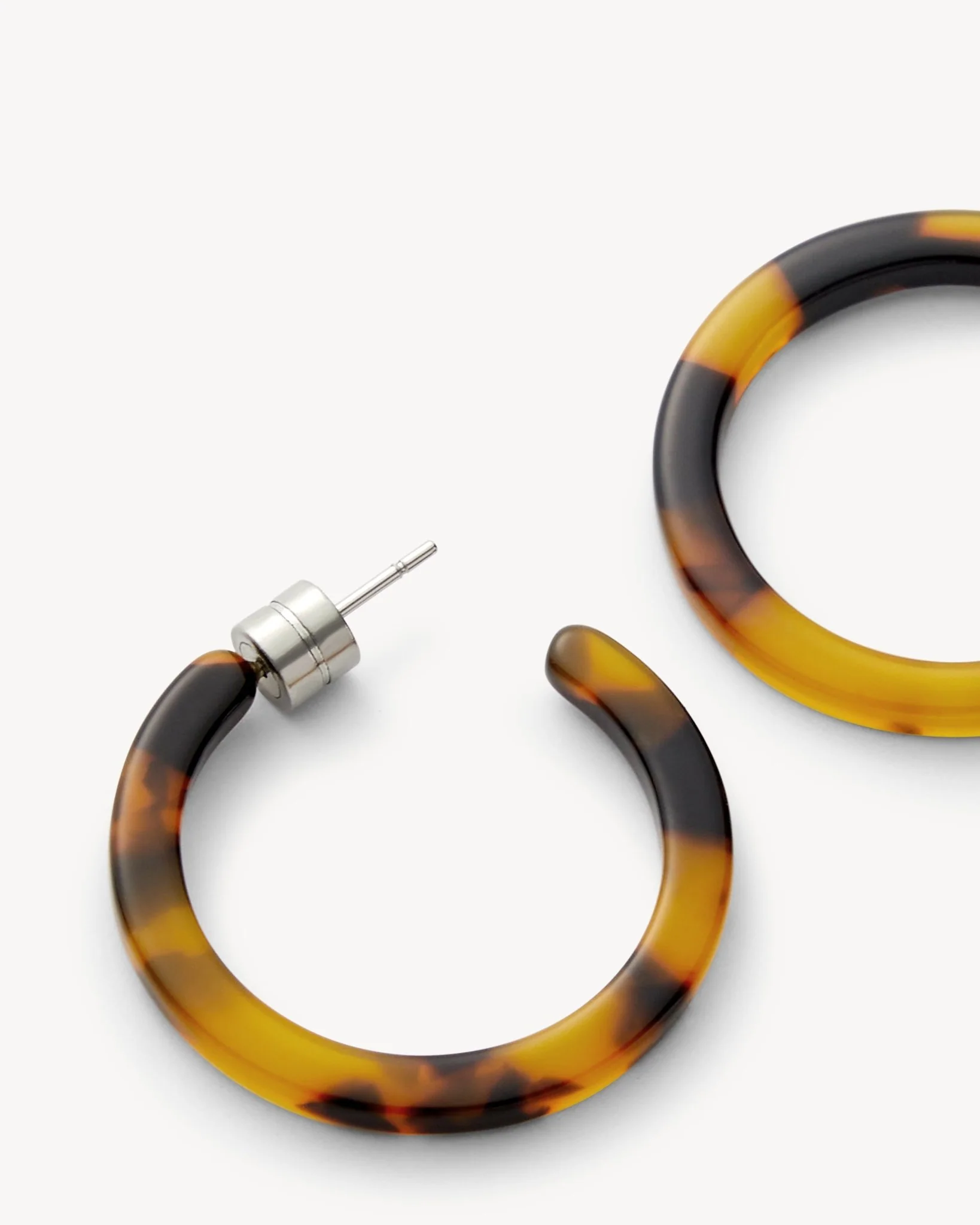 Mini Hoops in Classic Tortoise - Image 3