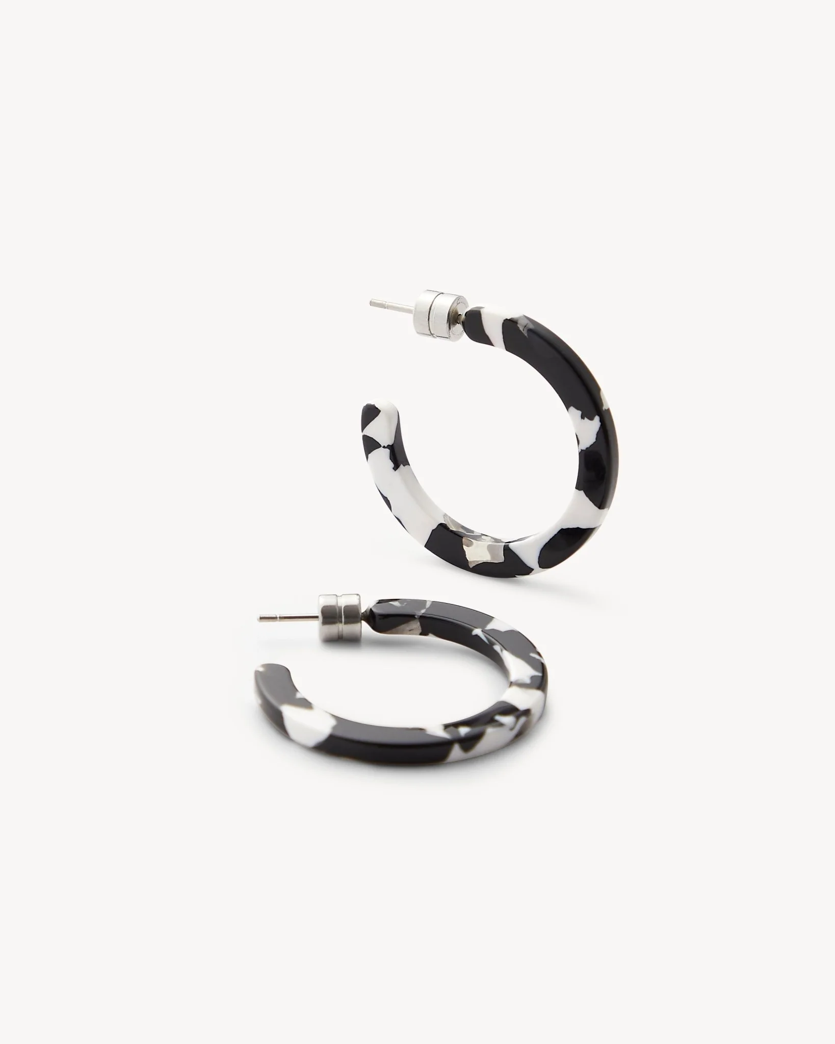 Mini Hoops in Noir - Image 3