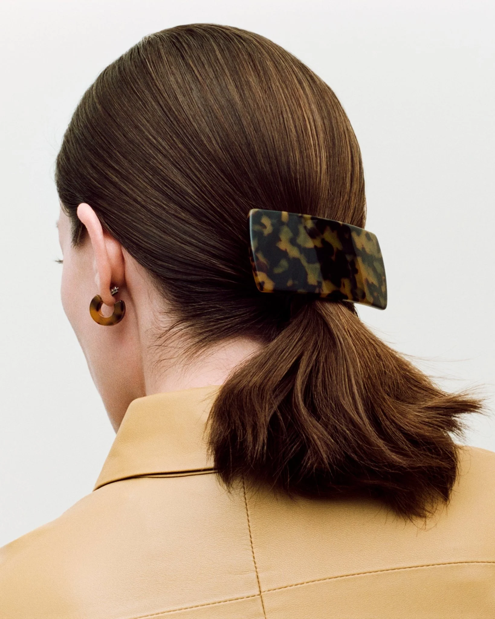 Muse Hoops in Classic Tortoise - Image 2