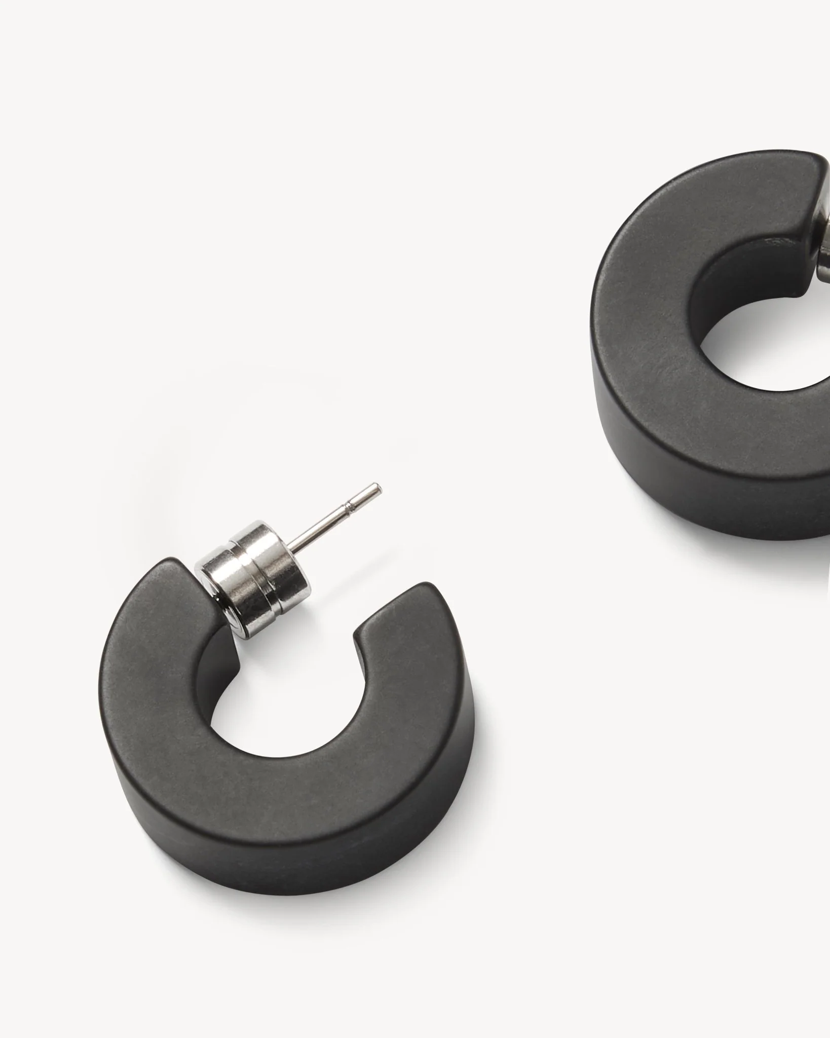Muse Hoops in Black Matte - Image 2