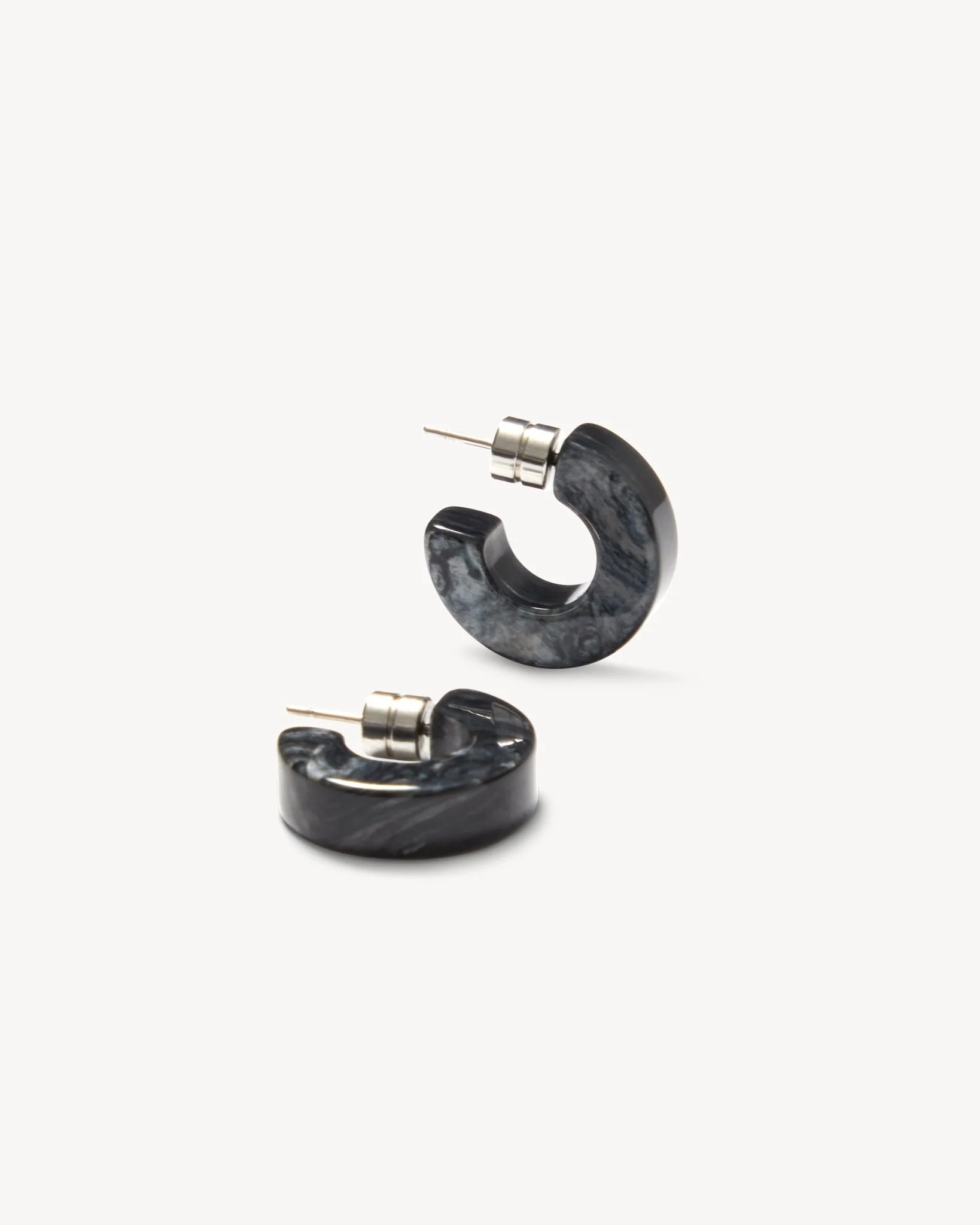 Muse Hoops in Obsidian - Image 3