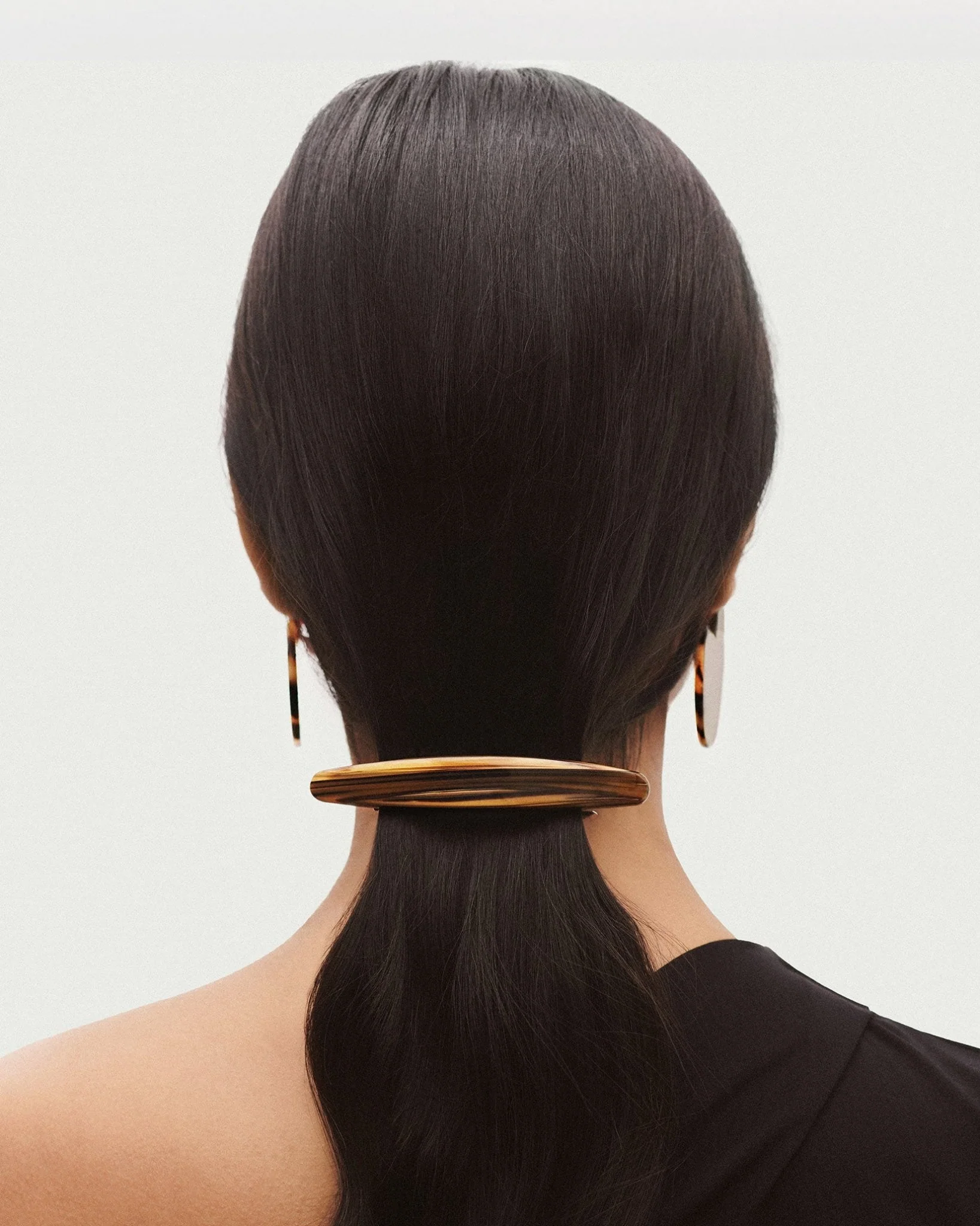 No. 1 Heirloom Barrette in Classic Tortoise - Image 3