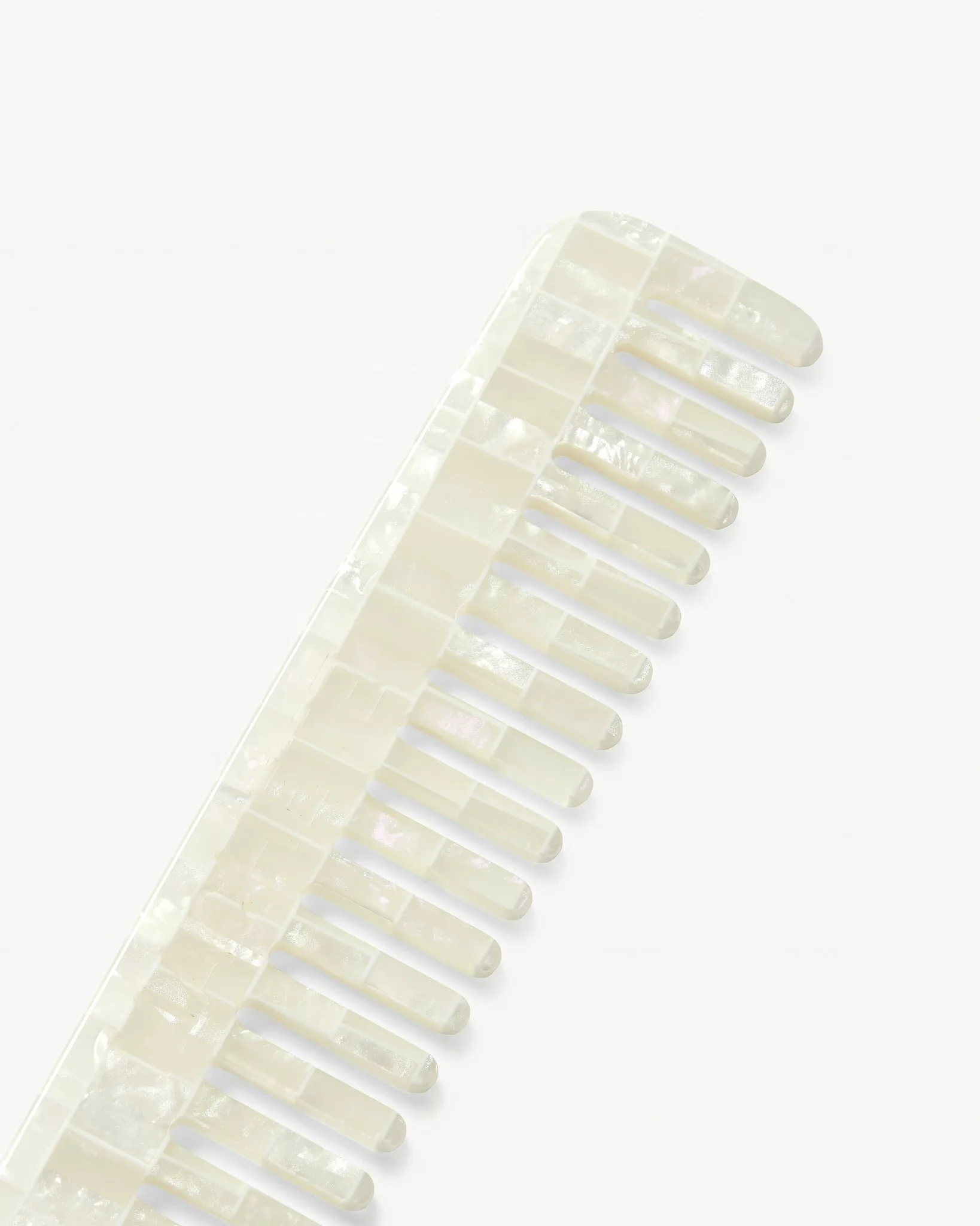 No. 3 Comb in Opalite Shell Checker - Image 2