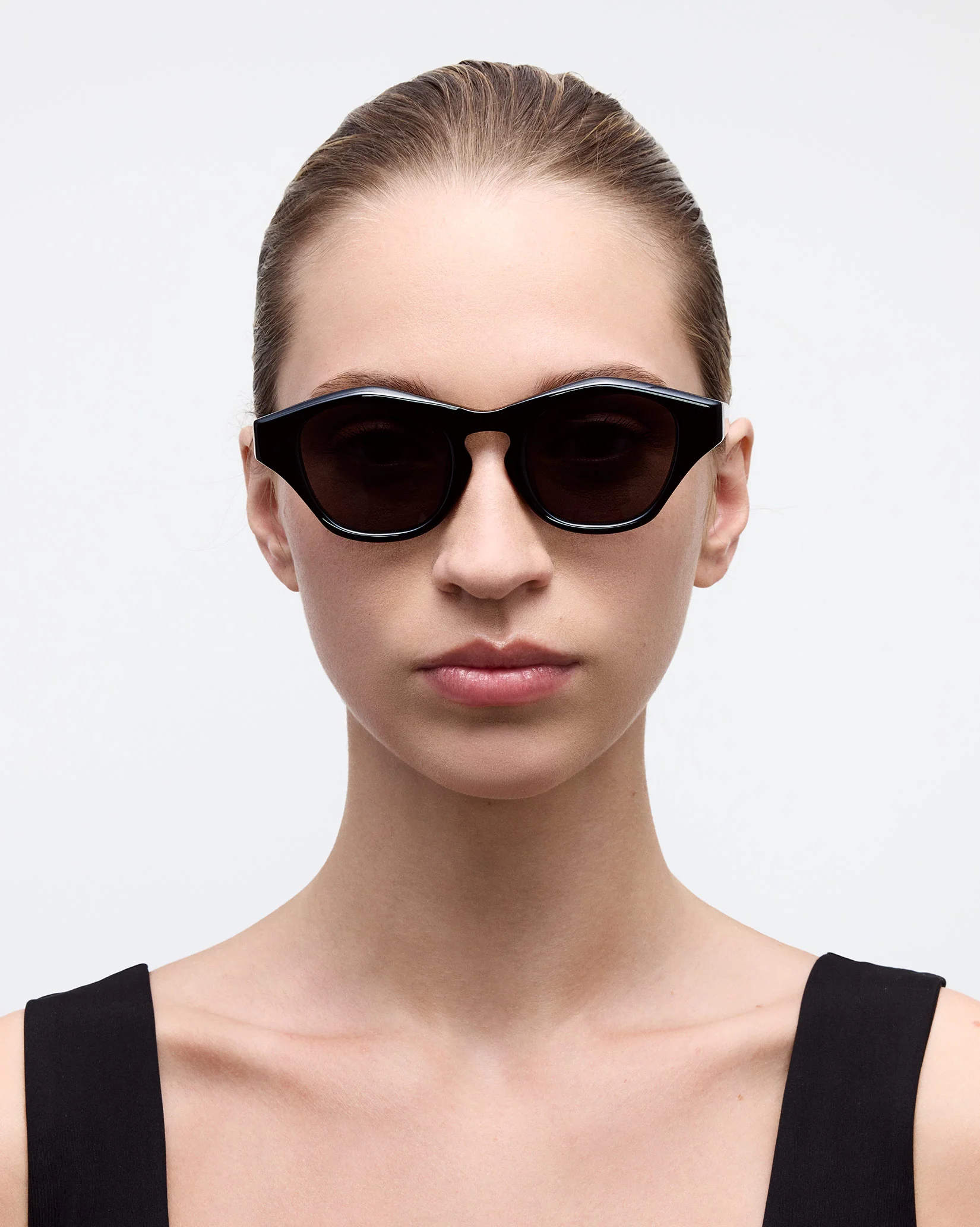 Olympia Sunglasses in Black - Image 5