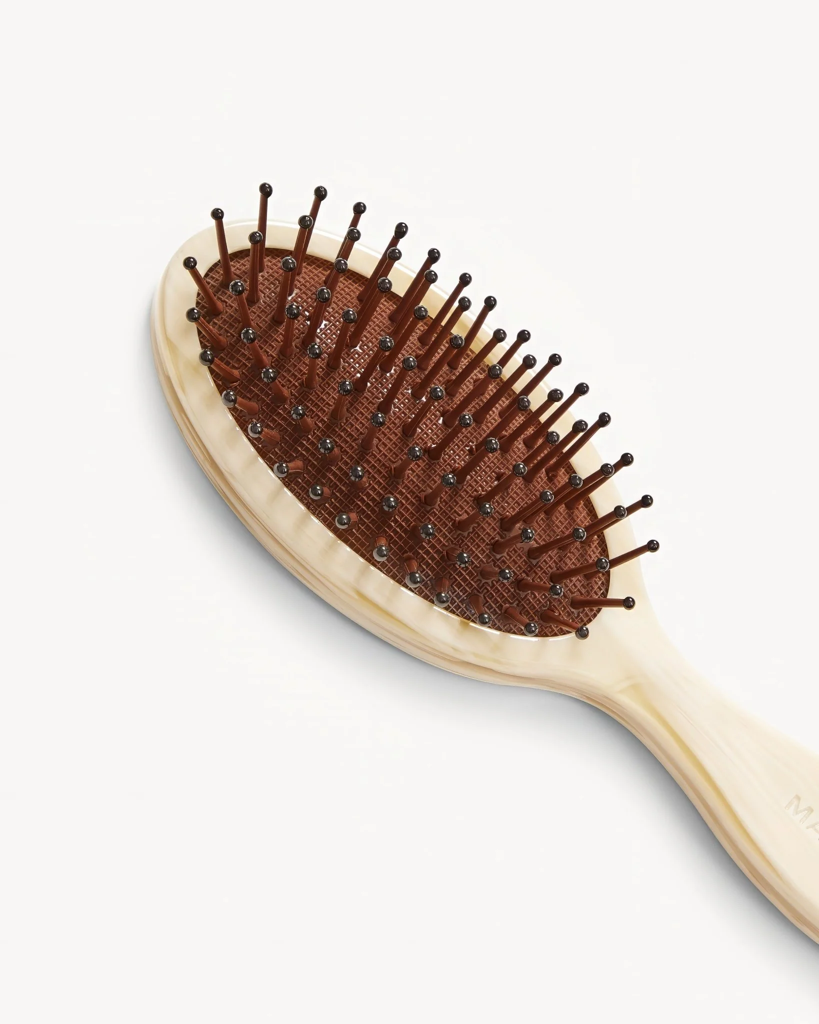Travel Detangling Hair Brush in Alabaster - Image 2