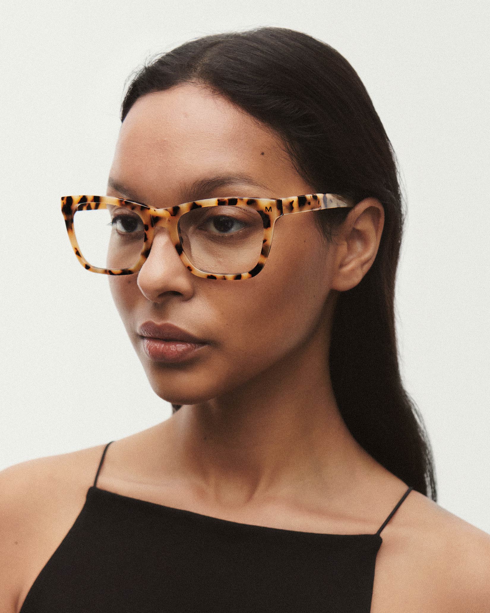 Classic Glasses in Classic Tortoise - Image 5