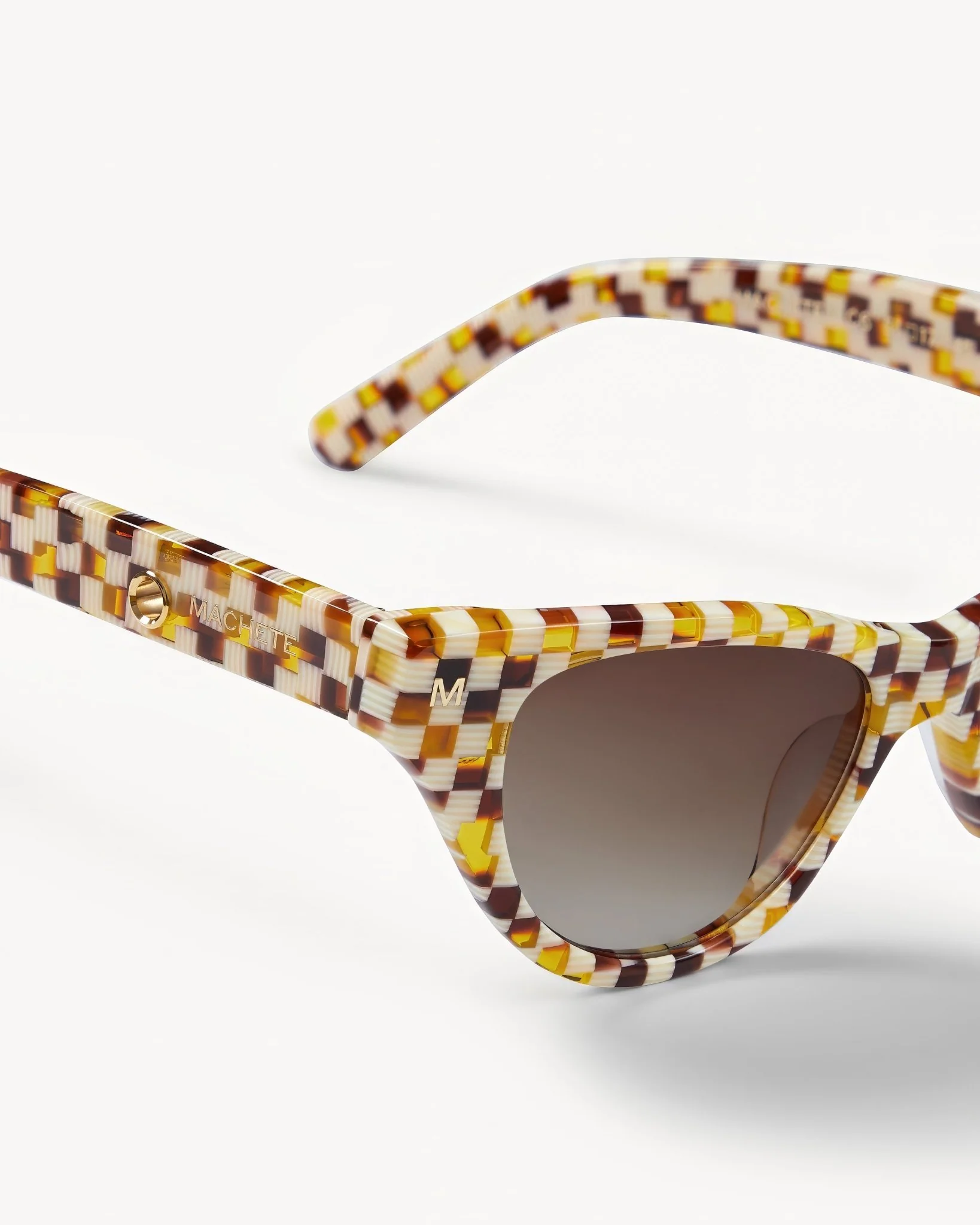 Suzy Sunglasses in Tortoise Checker - Image 3
