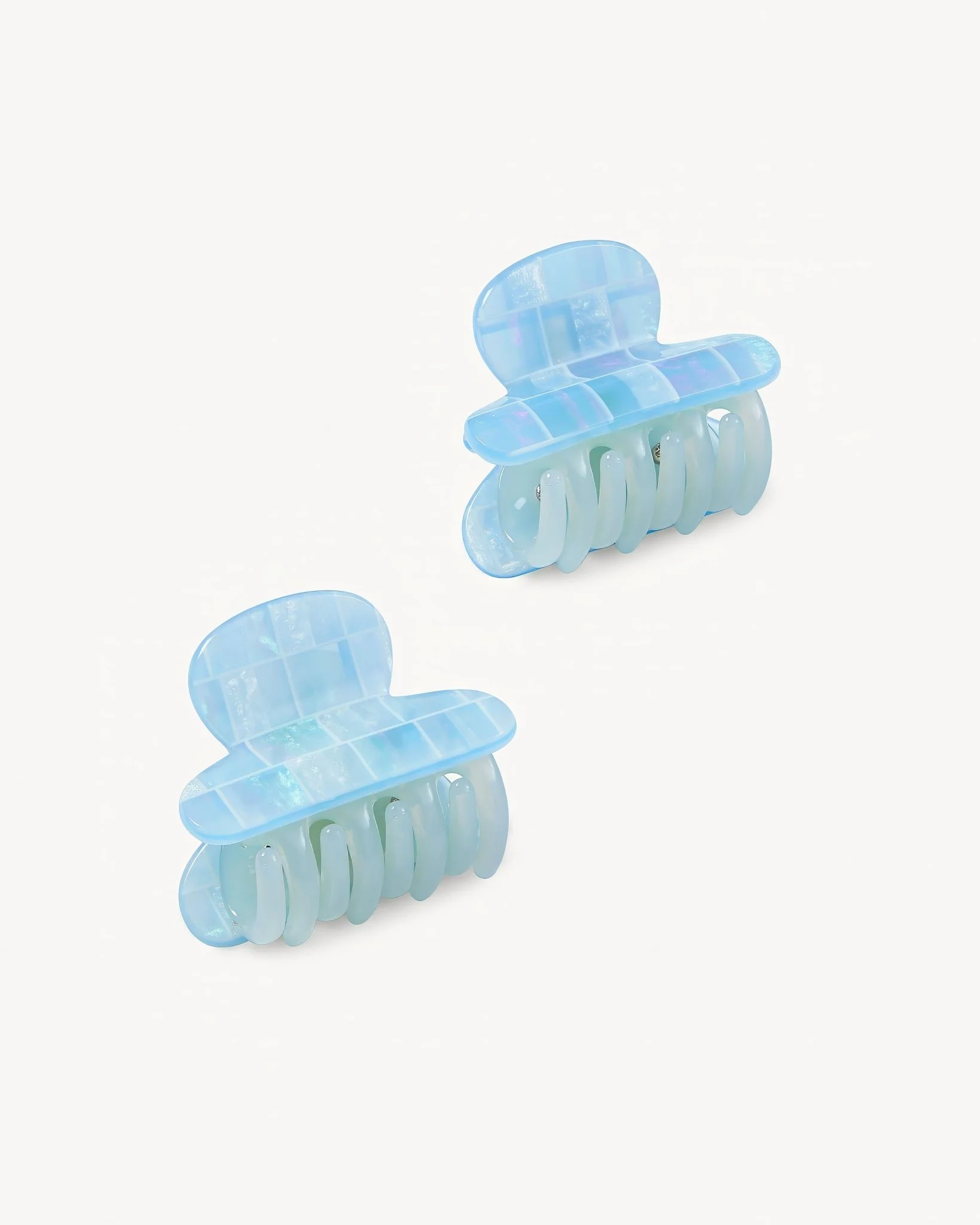 Twin Heirloom Claws in Blue Shell Checker - Image 3
