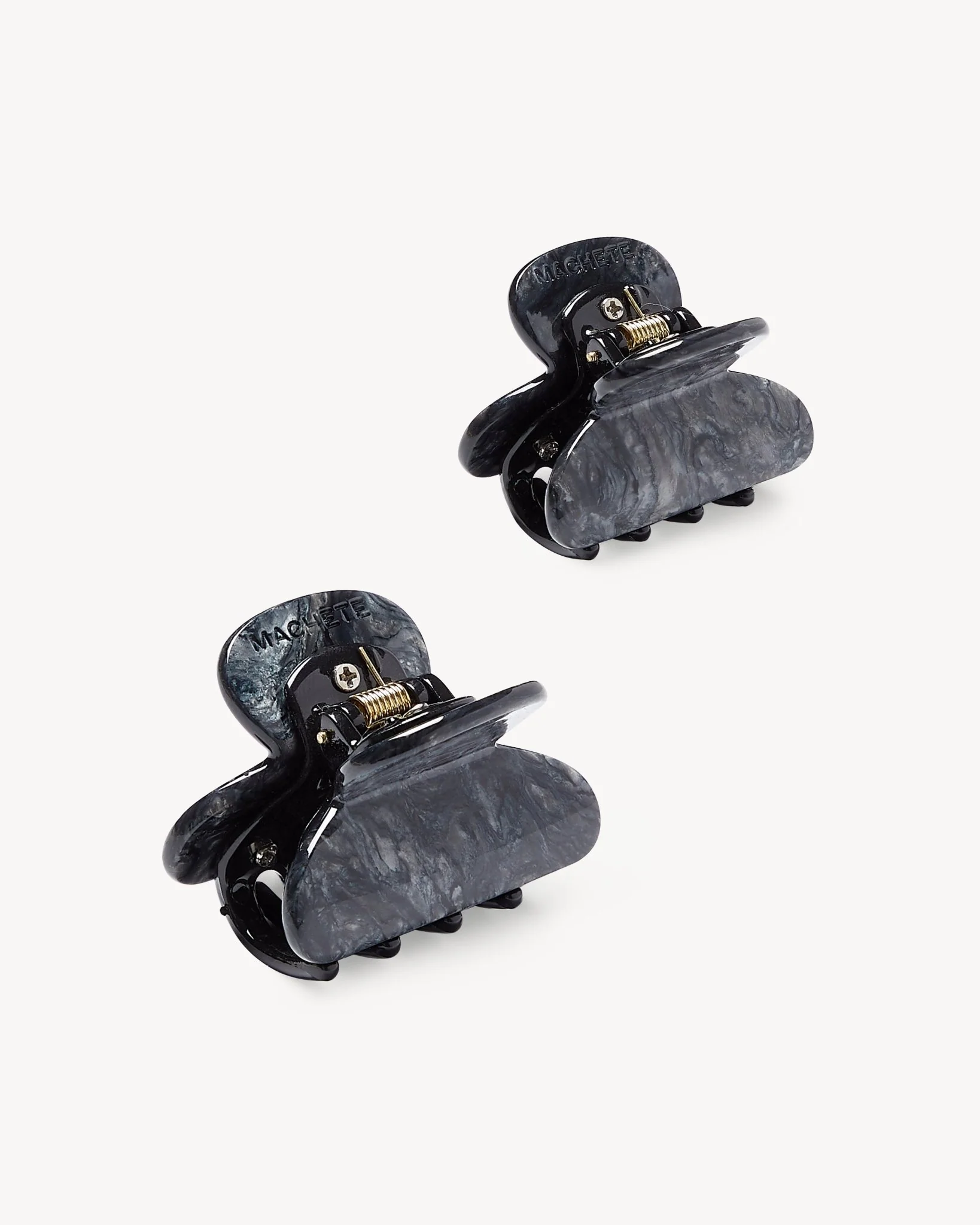 Twin Heirloom Claws in Obsidian - Image 2